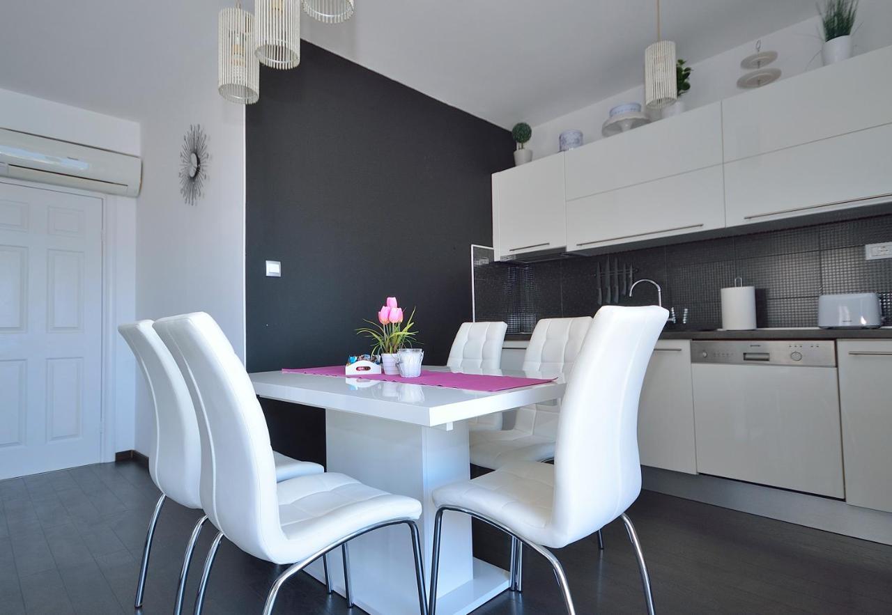 Apartman Staro Selo Primošten Екстериор снимка